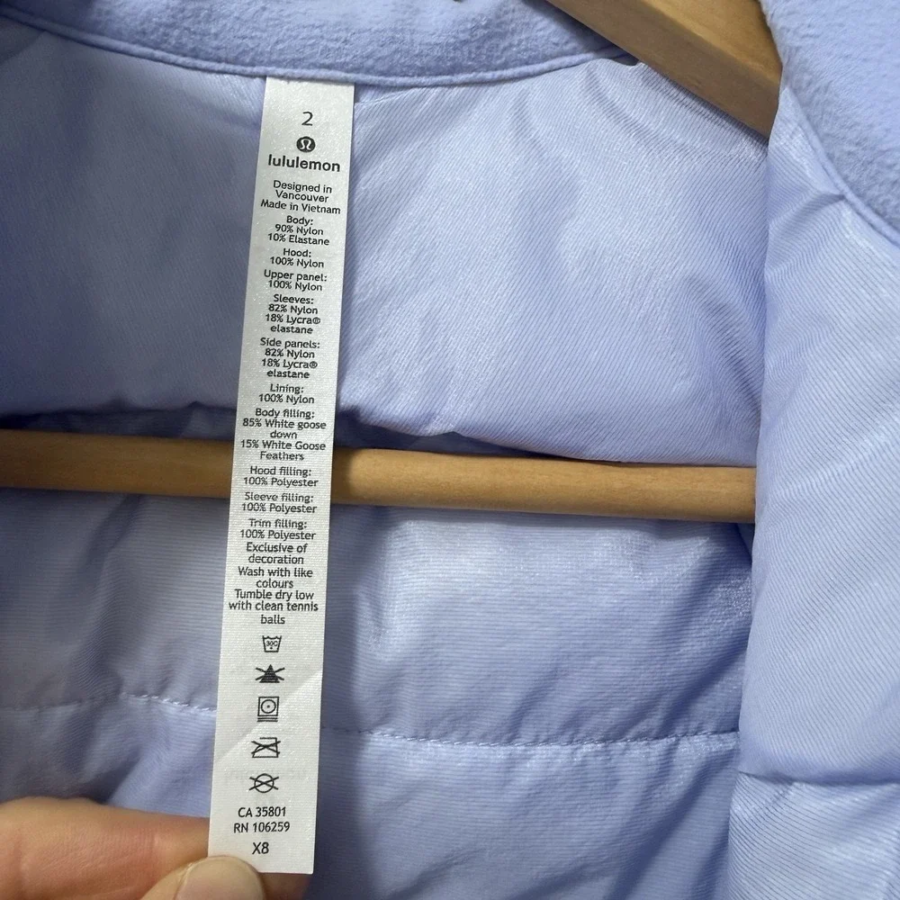 Lululemon Womens Down for It All Athletic Jacket Size 2 Blue Willow Packable Gym